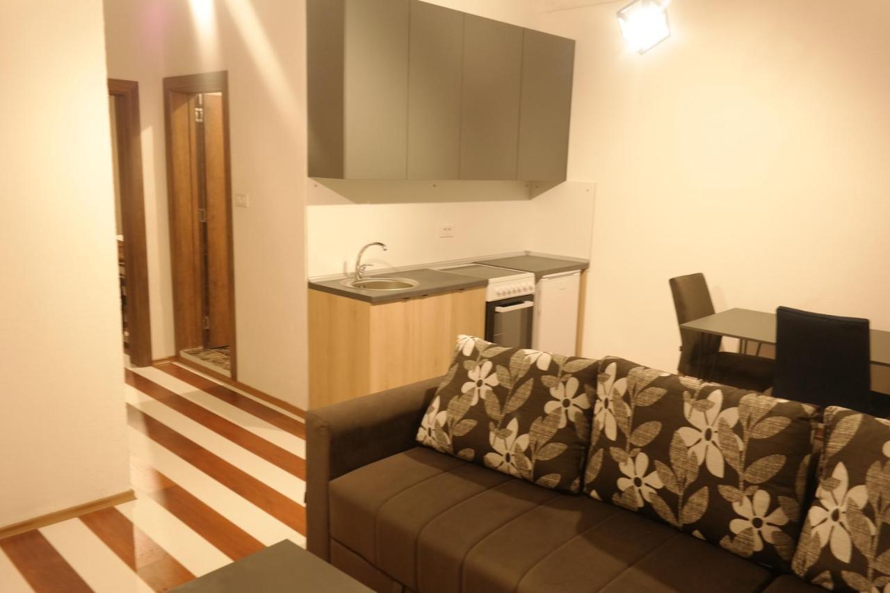 קומאנובו Villa Family מראה חיצוני תמונה