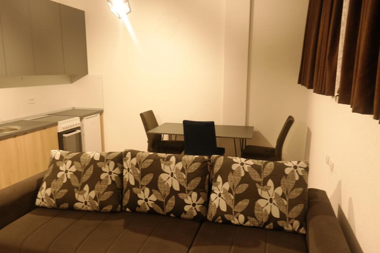 קומאנובו Villa Family מראה חיצוני תמונה