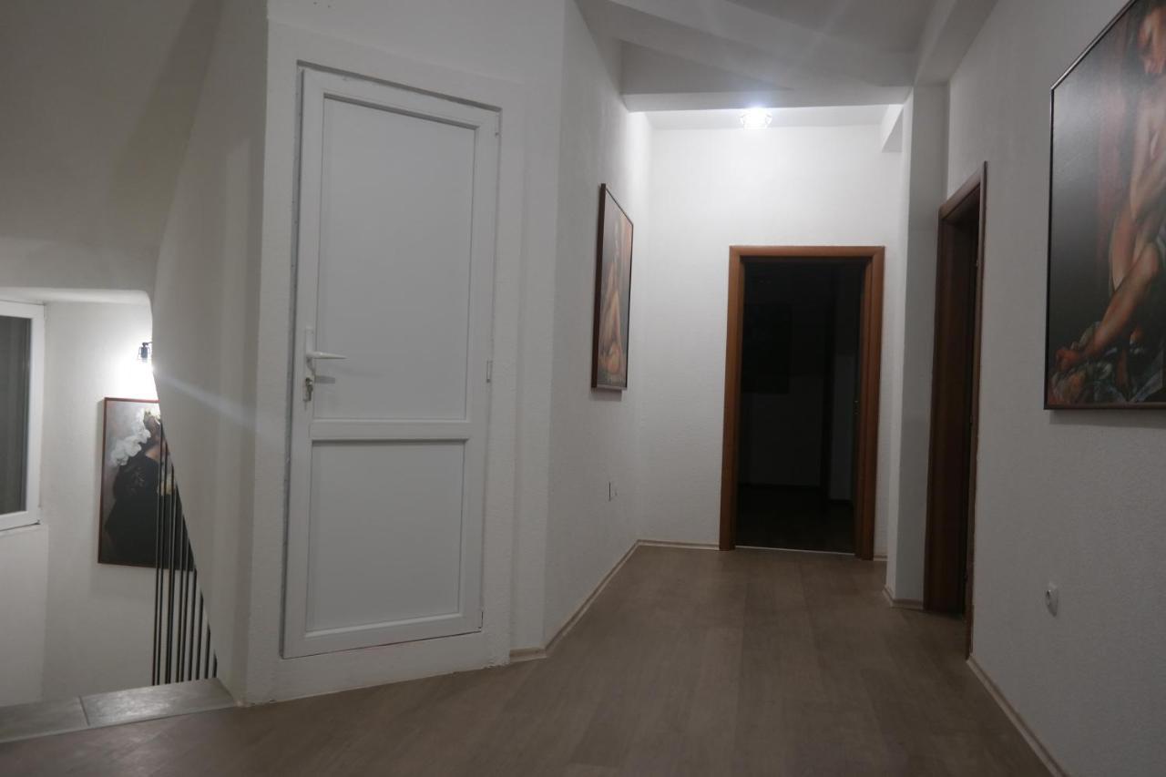 קומאנובו Villa Family מראה חיצוני תמונה