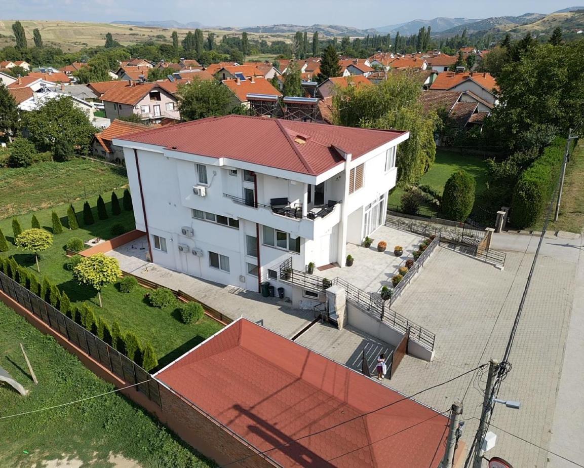 קומאנובו Villa Family מראה חיצוני תמונה